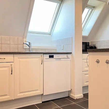 Four Bedroom In Esbjerg, Kirkegade 12 *